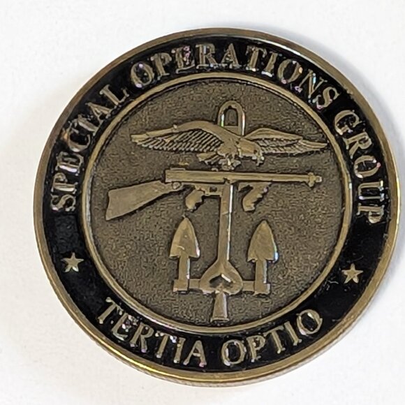 SPECIAL OPERATIONS GROUP TERTIA OPTIO UNITED STATES OF AMERICA TOKEN MEDALLION - Picture 10 of 16